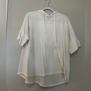 Short sleeve hoodie